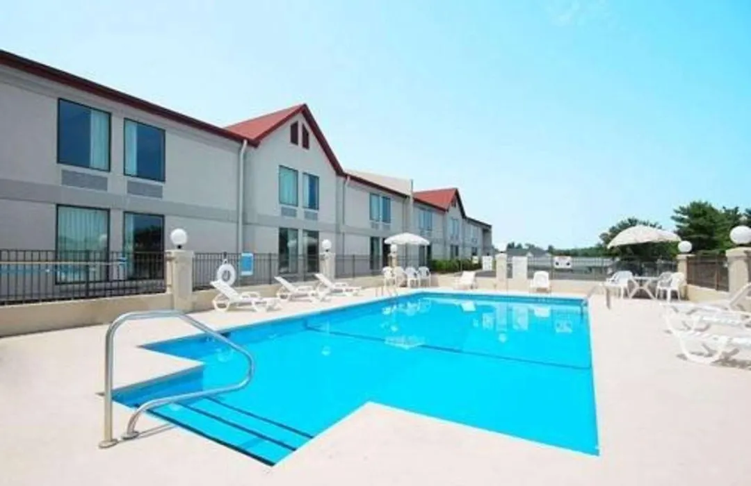 Econo Lodge Burlington I-40-1