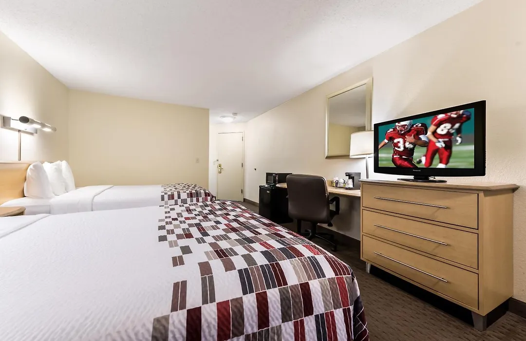 Red Roof Inn Cleveland Airport - Middleburg Heights-1
