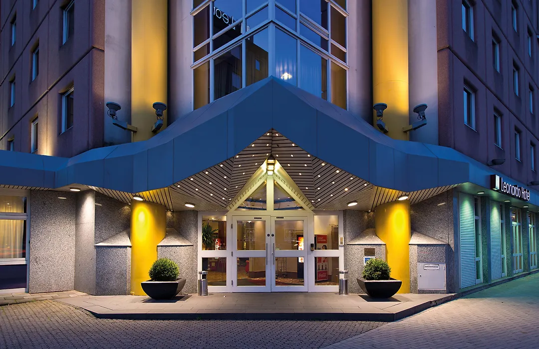 Leonardo Hotel Köln-1
