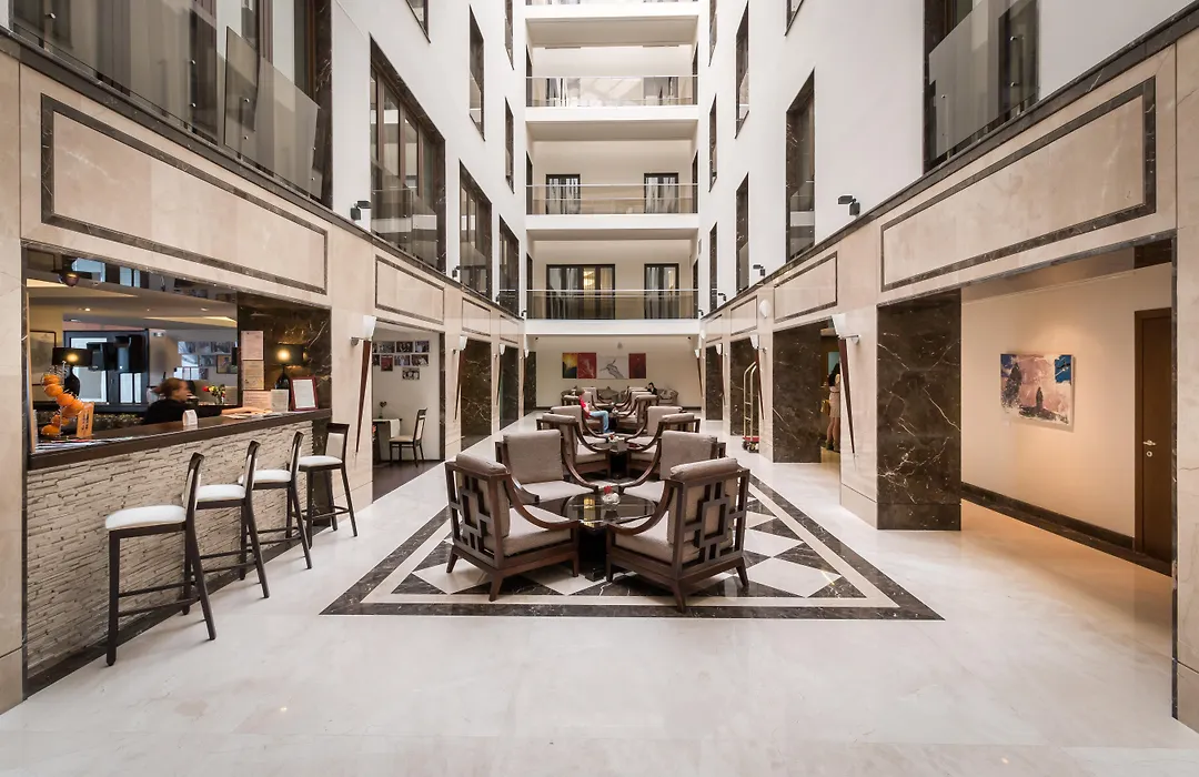 Europa Royale Bucharest-1