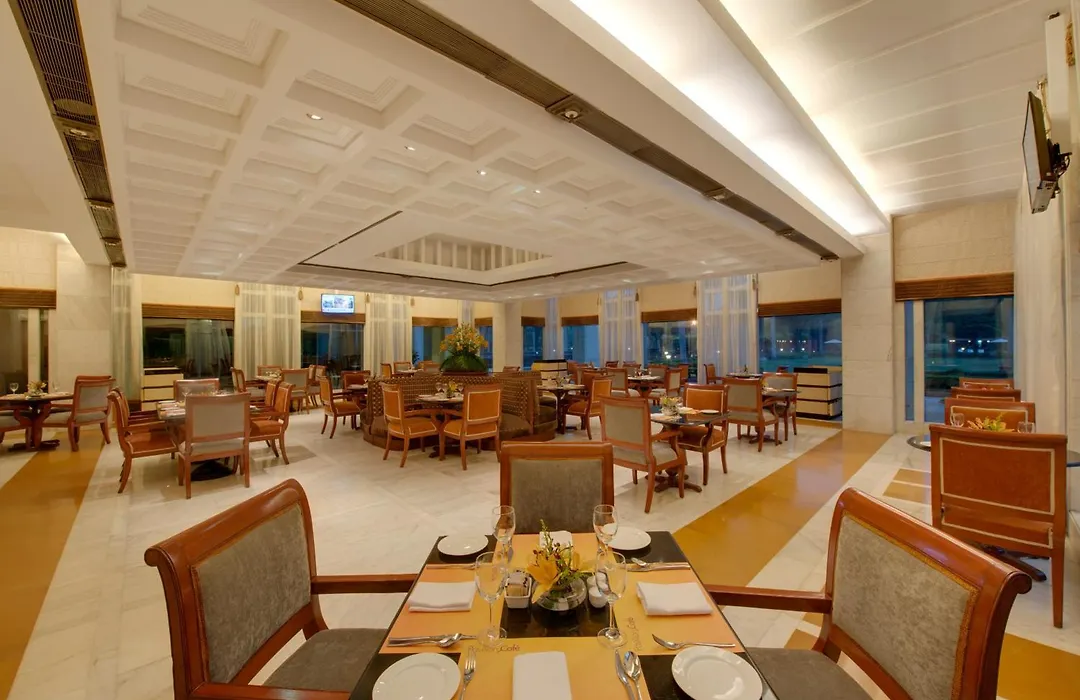 Jaypee Palace Hotel-1