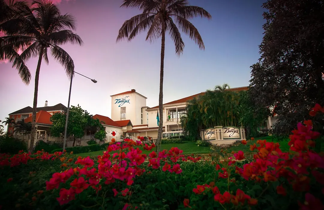 Breezes Resort & Spa All Inclusive, Bahamas (Adults Only)-1