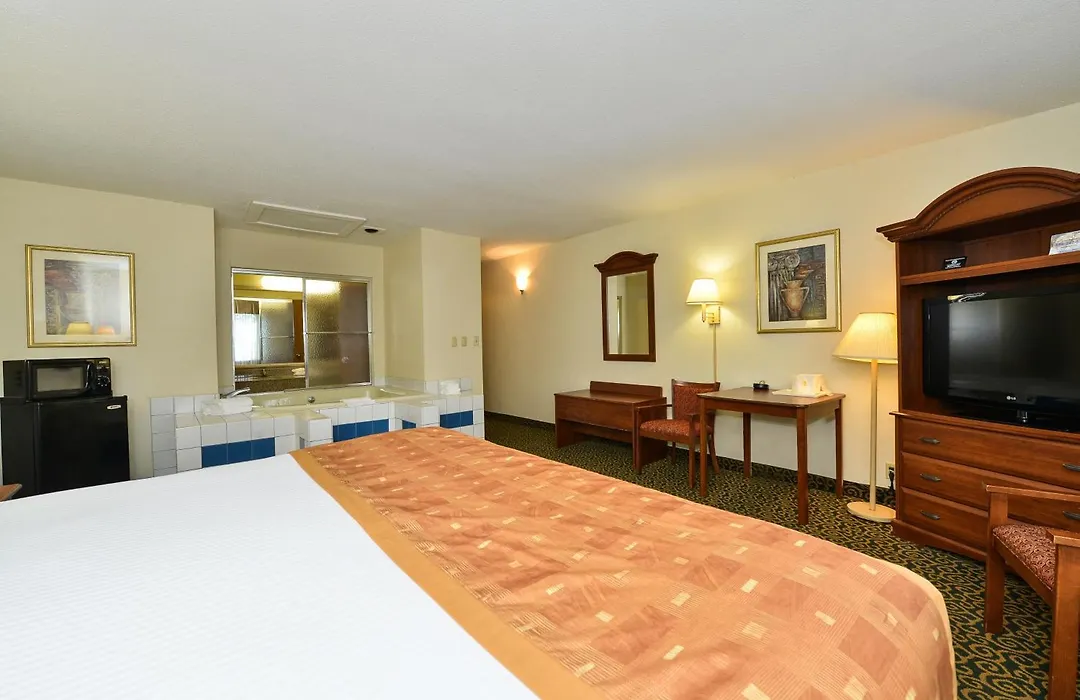 Deluxe Inn Wytheville-1
