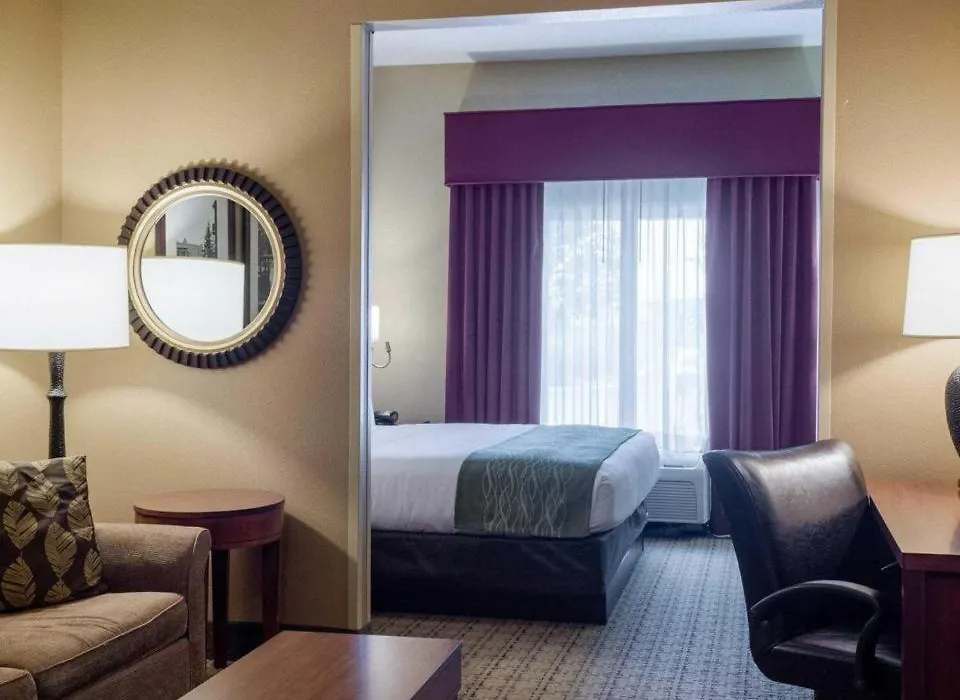 Comfort Suites-1