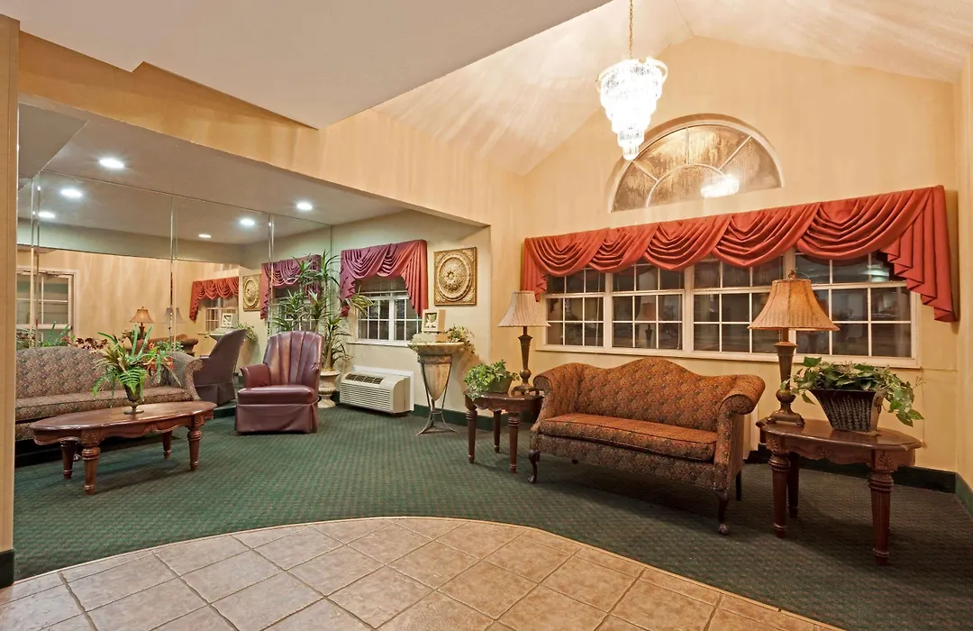 Microtel Inn & Suites By Wyndham Brandon-1