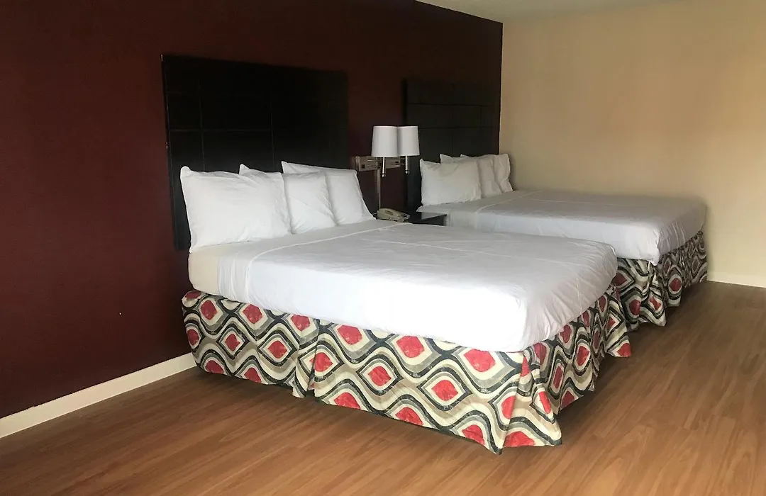 Red Roof Inn & Suites San Angelo-1