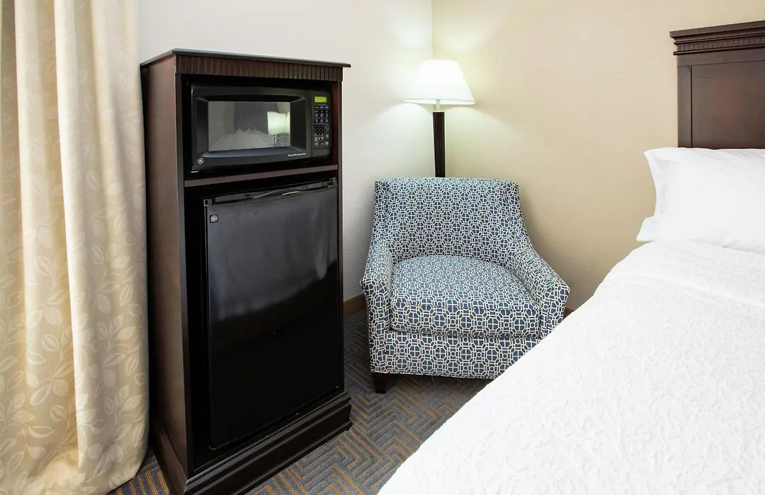 Hampton Inn Elizabethtown-1