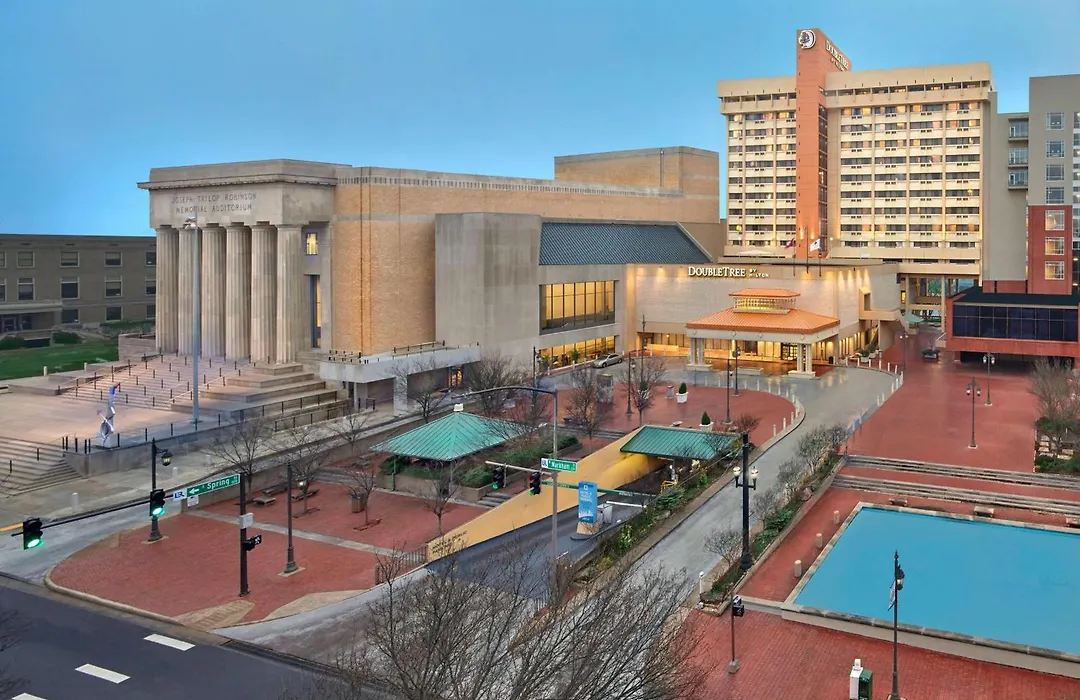 Doubletree By Hilton Little Rock-1