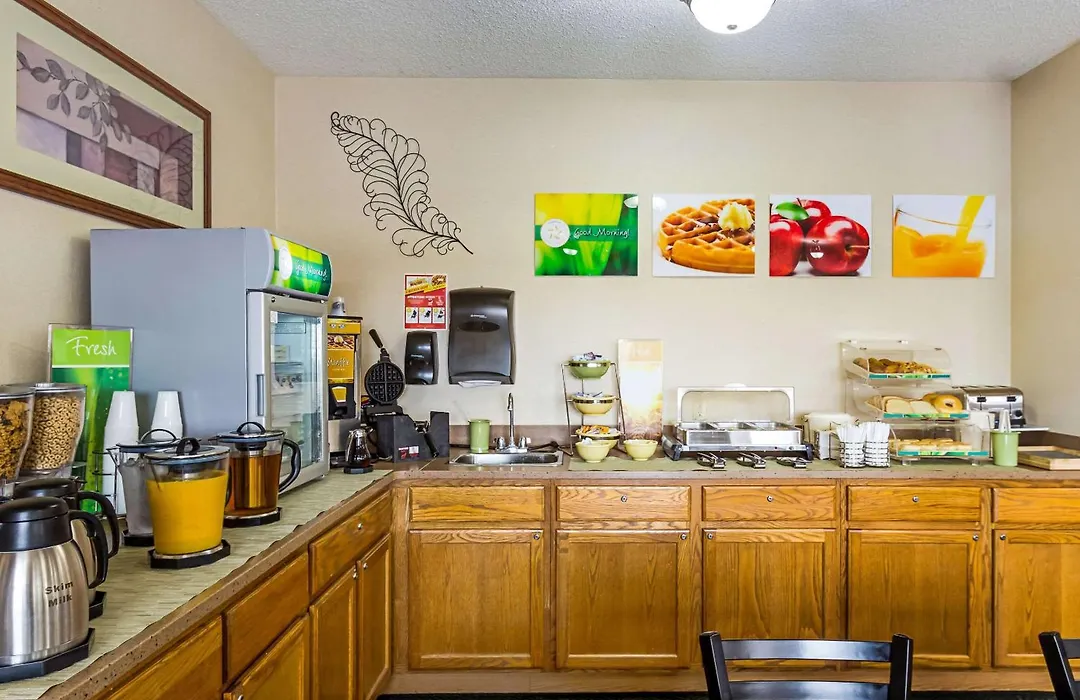 Quality Inn Sheboygan North I-43-1