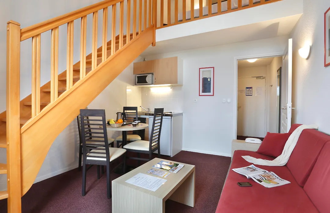 Comfort Suites & Vacanceole Les Demeures Champenoises-1