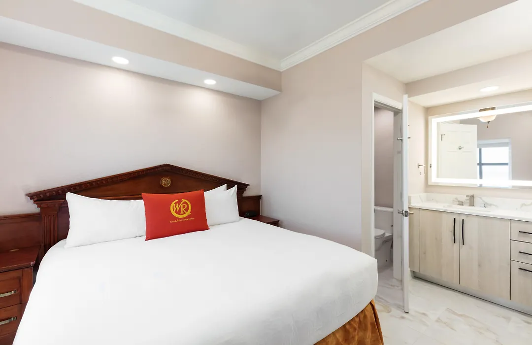 Westgate Palace Hotel - Universal - I-Drive-1