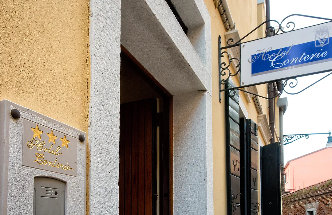 Hotel Conterie-1