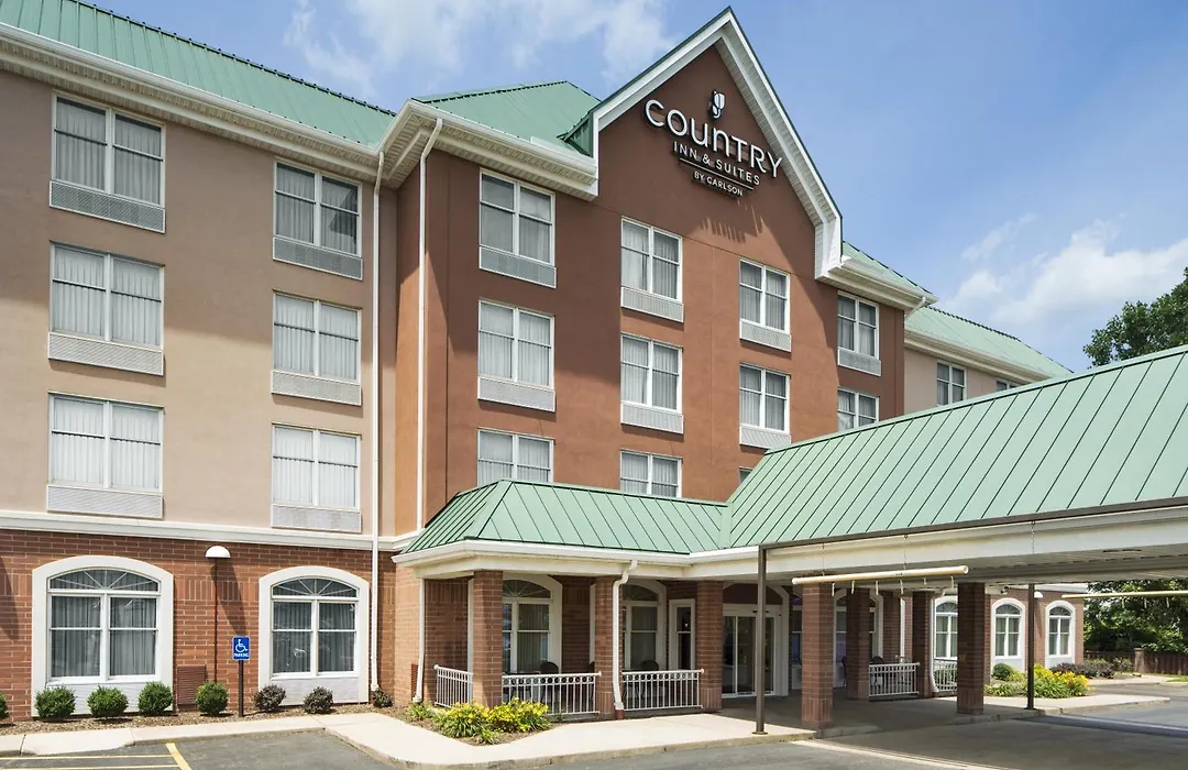 Comfort Inn & Suites Cuyahoga Falls - Akron-1