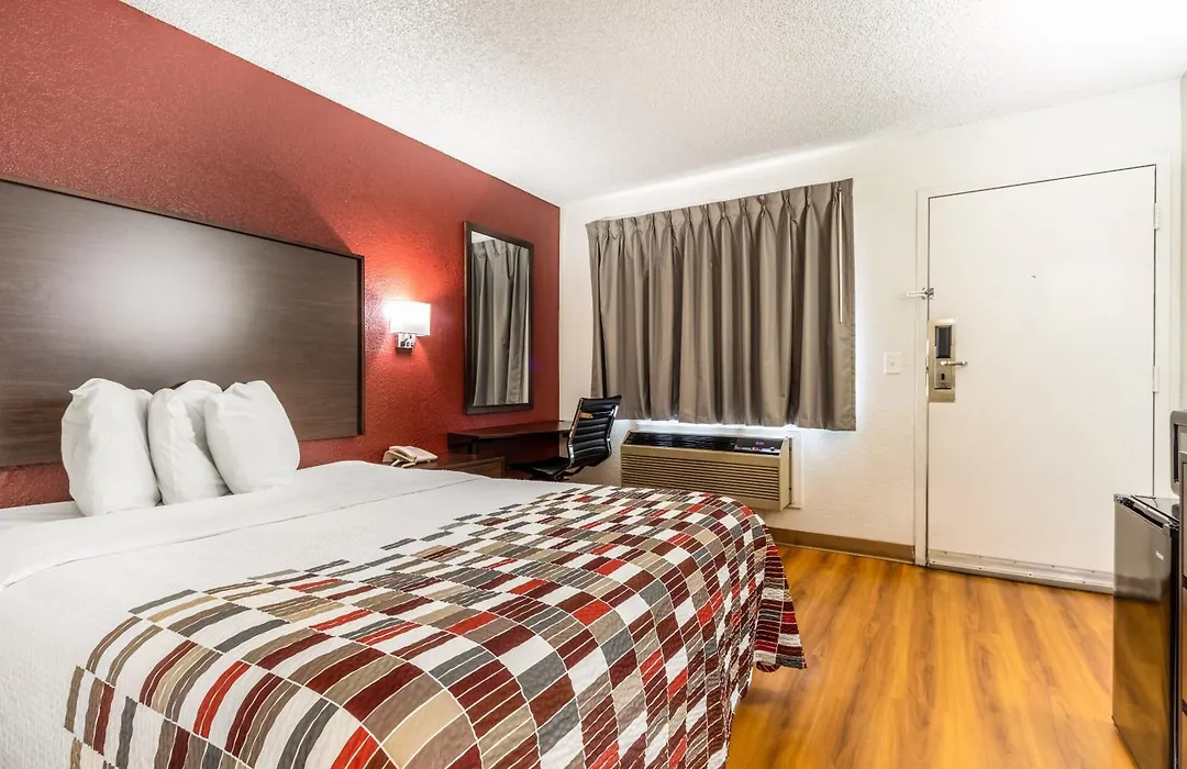 Red Roof Inn Phoenix- Midtown-1