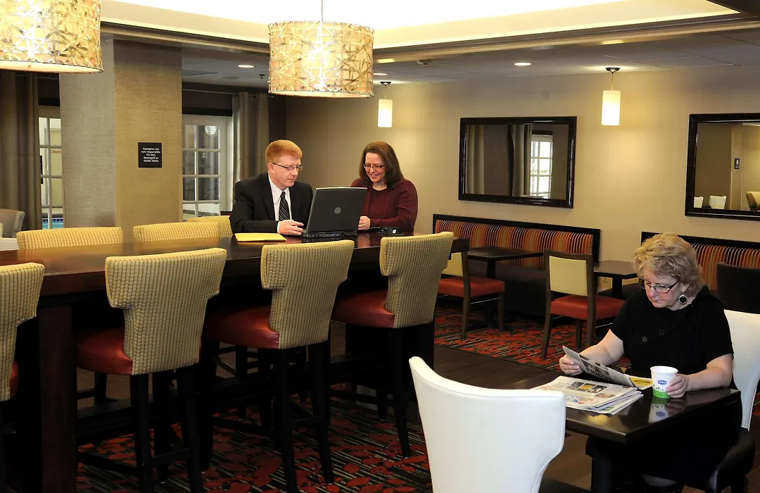 Hampton Inn Charleston-Southridge-1