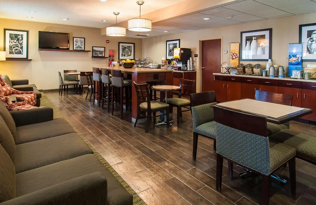 Hampton Inn Boise - Airport-1