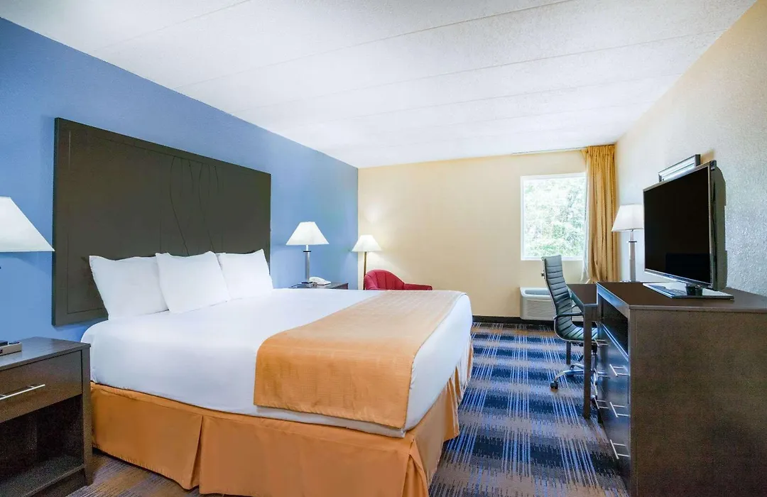 Days Inn By Wyndham Wilkes Barre-1