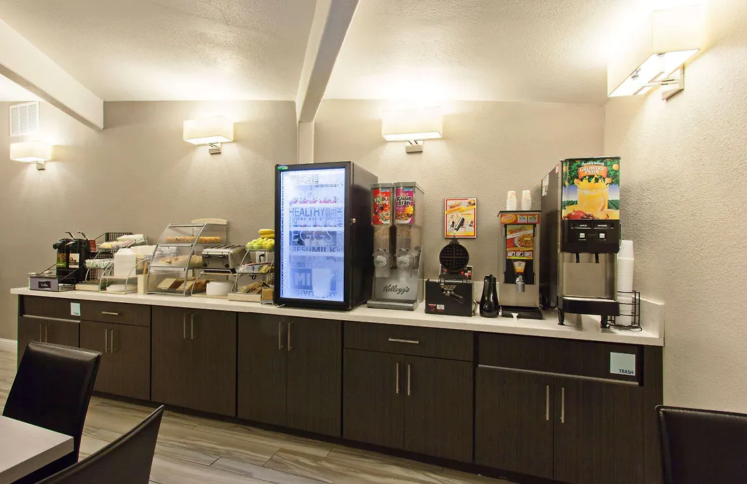 Days Inn By Wyndham Chowchilla Gateway To Yosemite-1