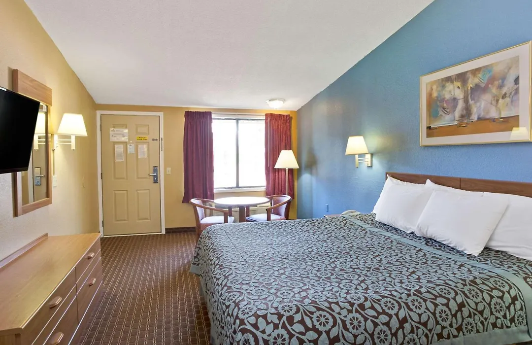 Days Inn By Wyndham Lawrenceville-1