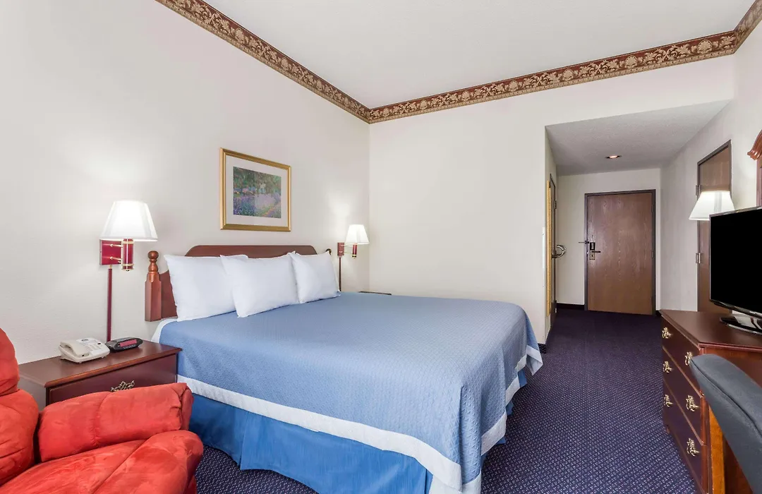 Jesup Inn & Suites-1