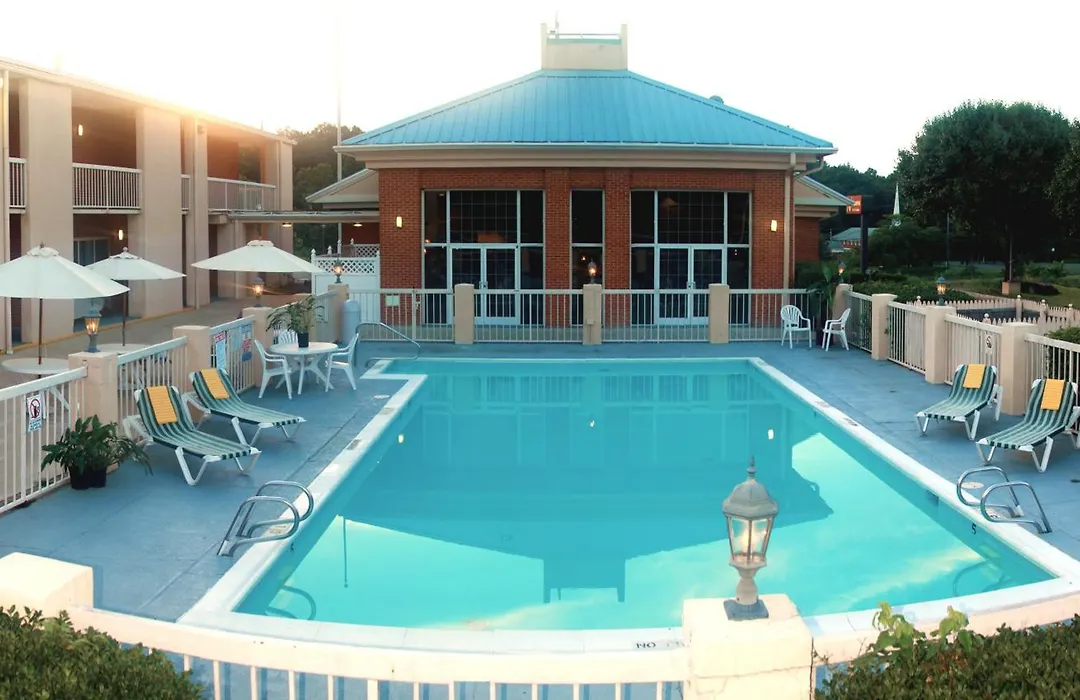 Baymont By Wyndham Warrenton-1