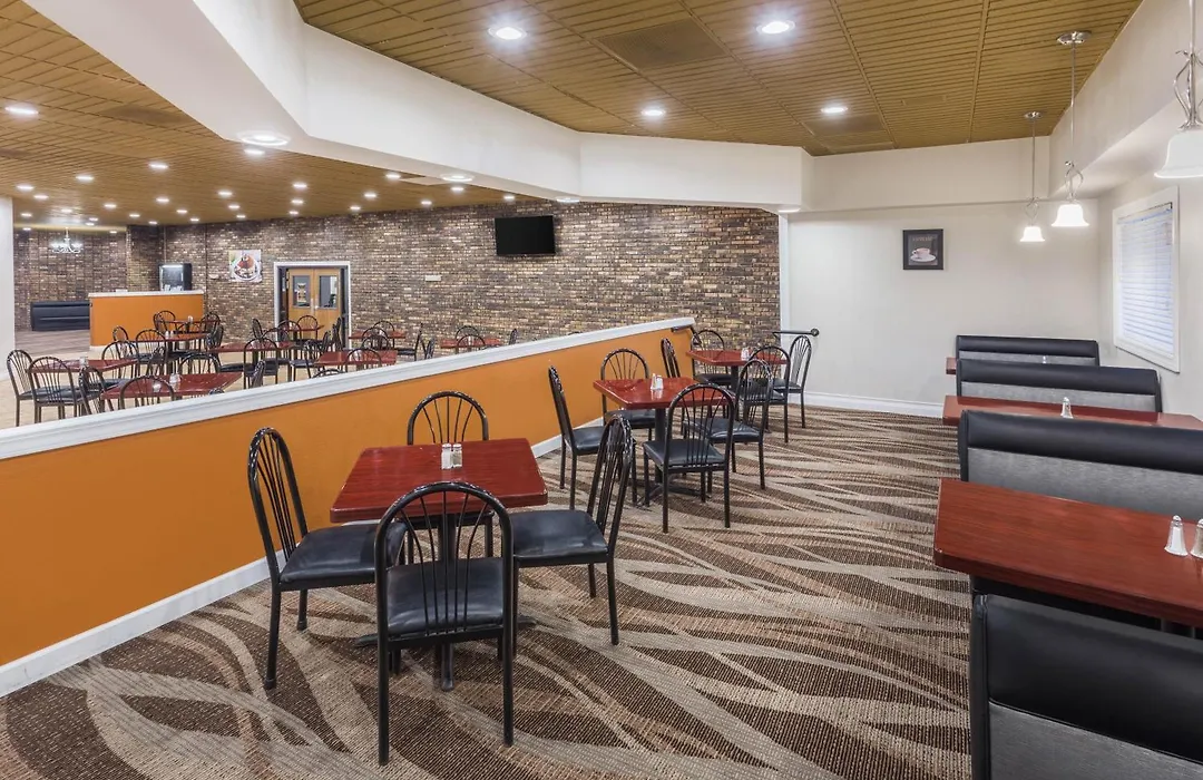 Americinn By Wyndham Janesville-1