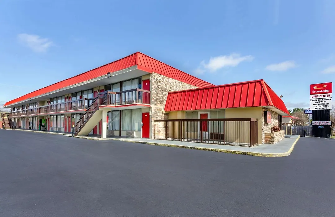 Econo Lodge Roanoke Civic Center-1