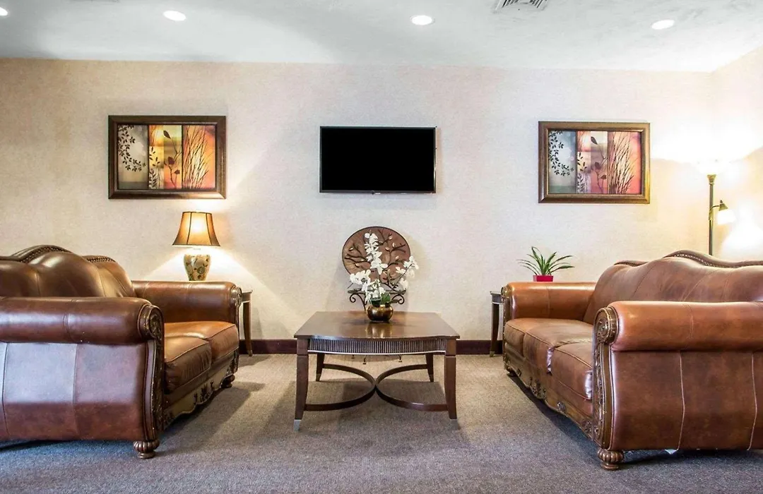 Quality Inn Merrillville-1