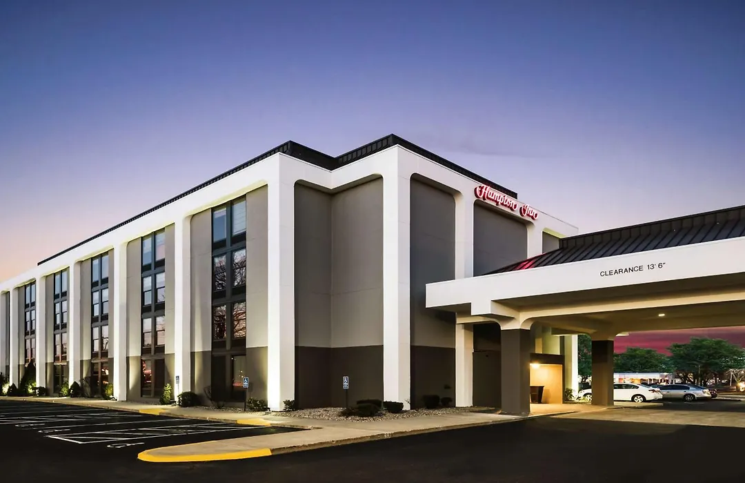 Hampton Inn West Springfield-1