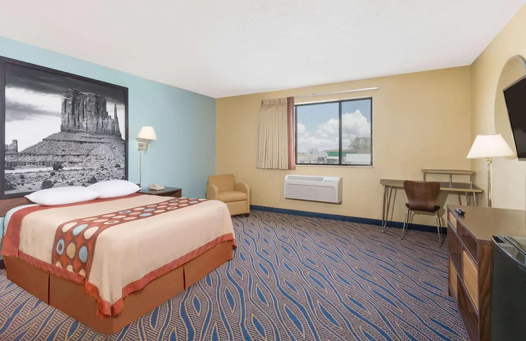 Super 8 By Wyndham Cedar City-1