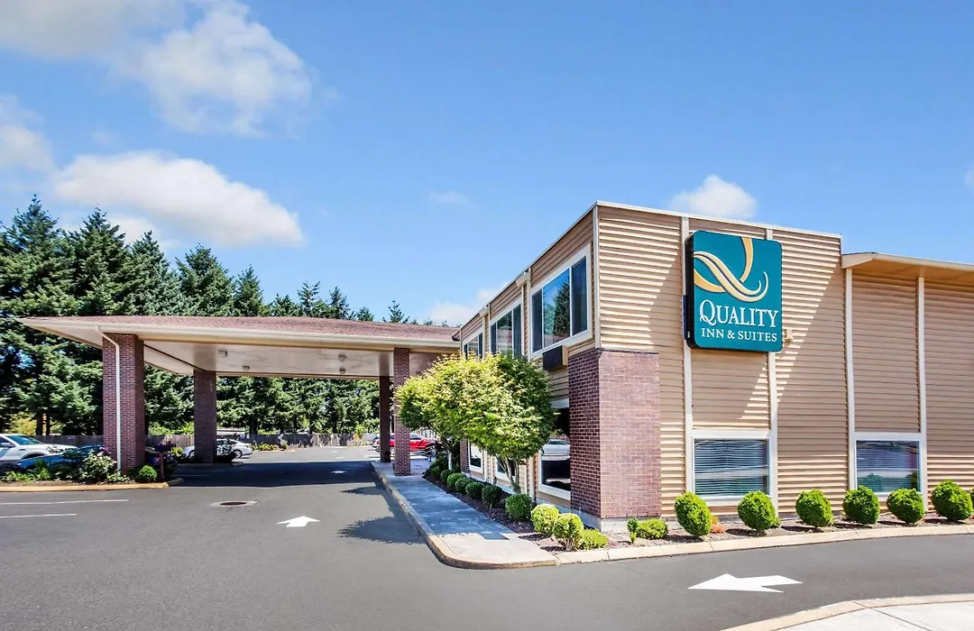 Quality Inn & Suites Vancouver North-1