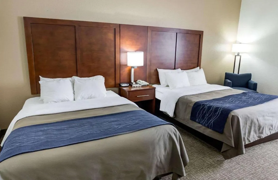 Comfort Inn Kearney - Liberty-1