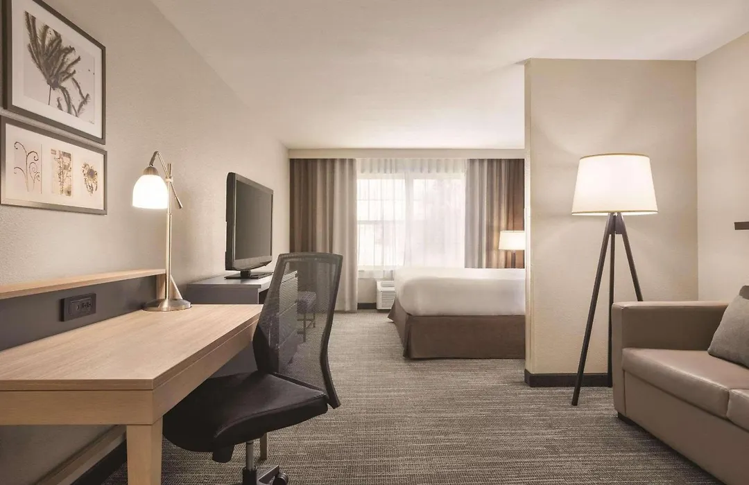 Country Inn & Suites By Radisson, Dubuque, Ia-1