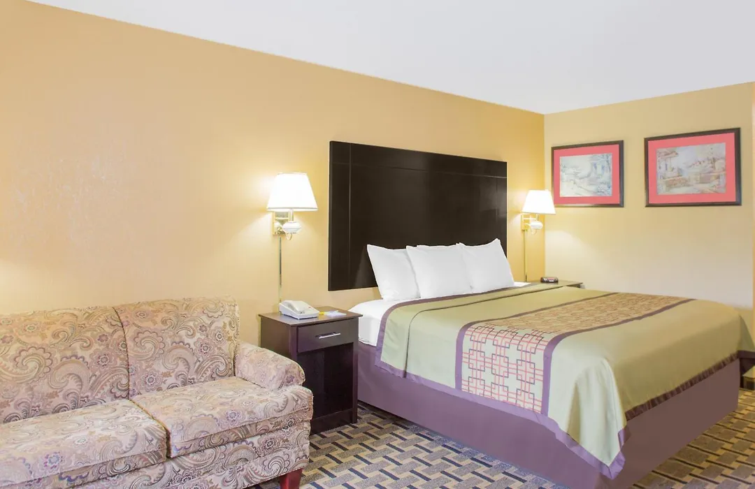 Days Inn By Wyndham Andalusia-1