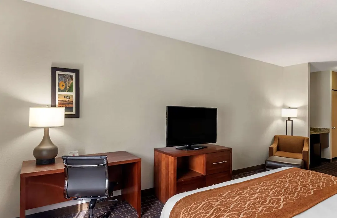 Comfort Inn & Suites Lees Summit - Kansas City-1