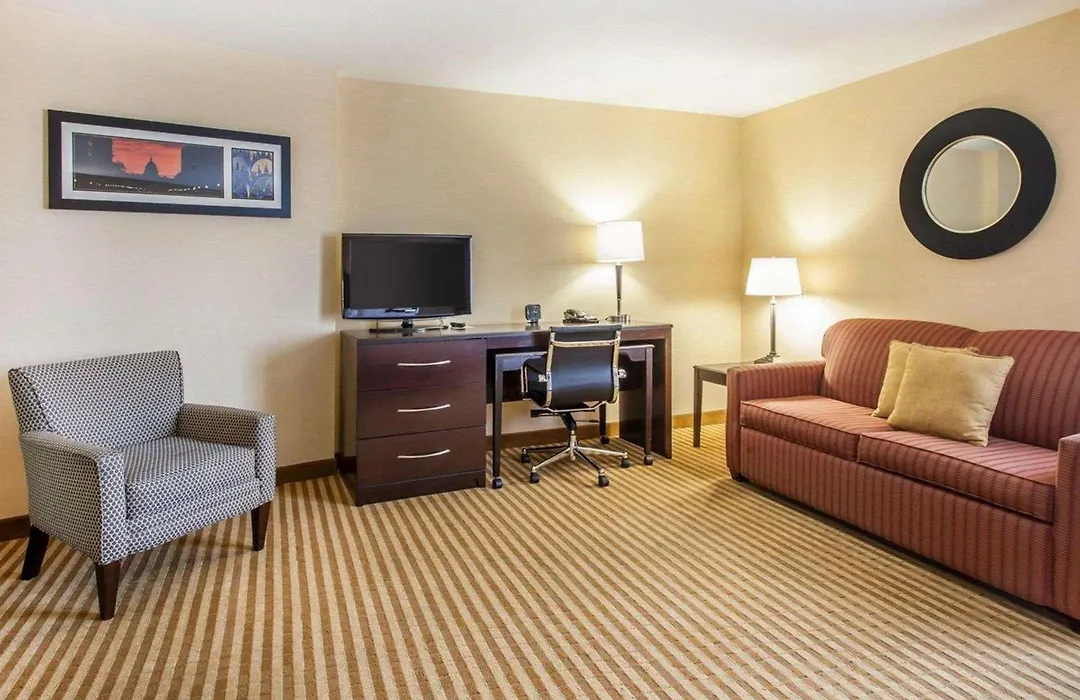 Comfort Suites Wenatchee Leavenworth-1