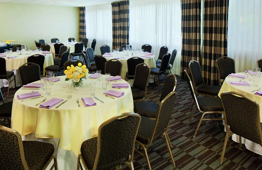 Doubletree By Hilton Norwalk-1