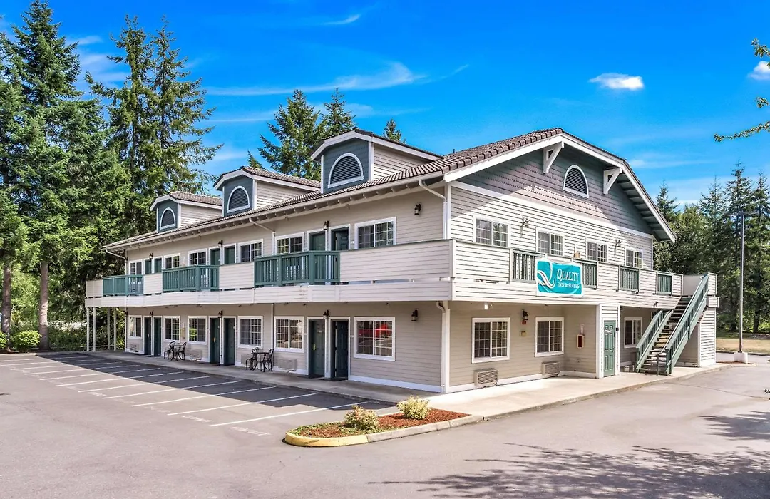 Quality Inn & Suites Bainbridge Island-1
