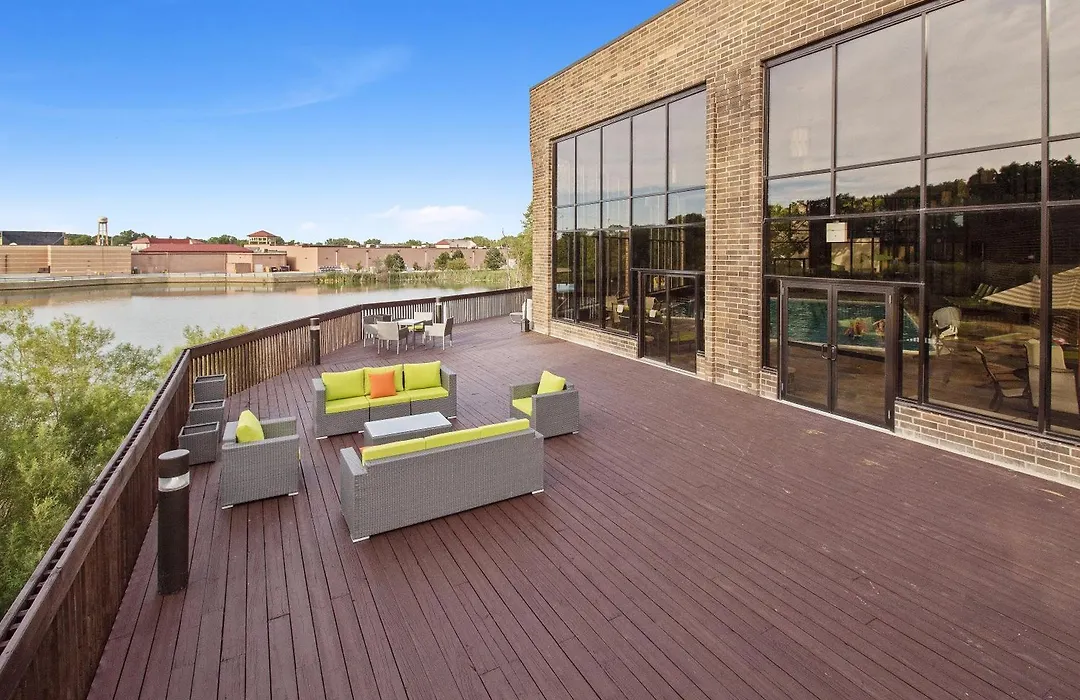 Holiday Inn Chicago Nw Crystal Lk Conv Ctr By Ihg-1