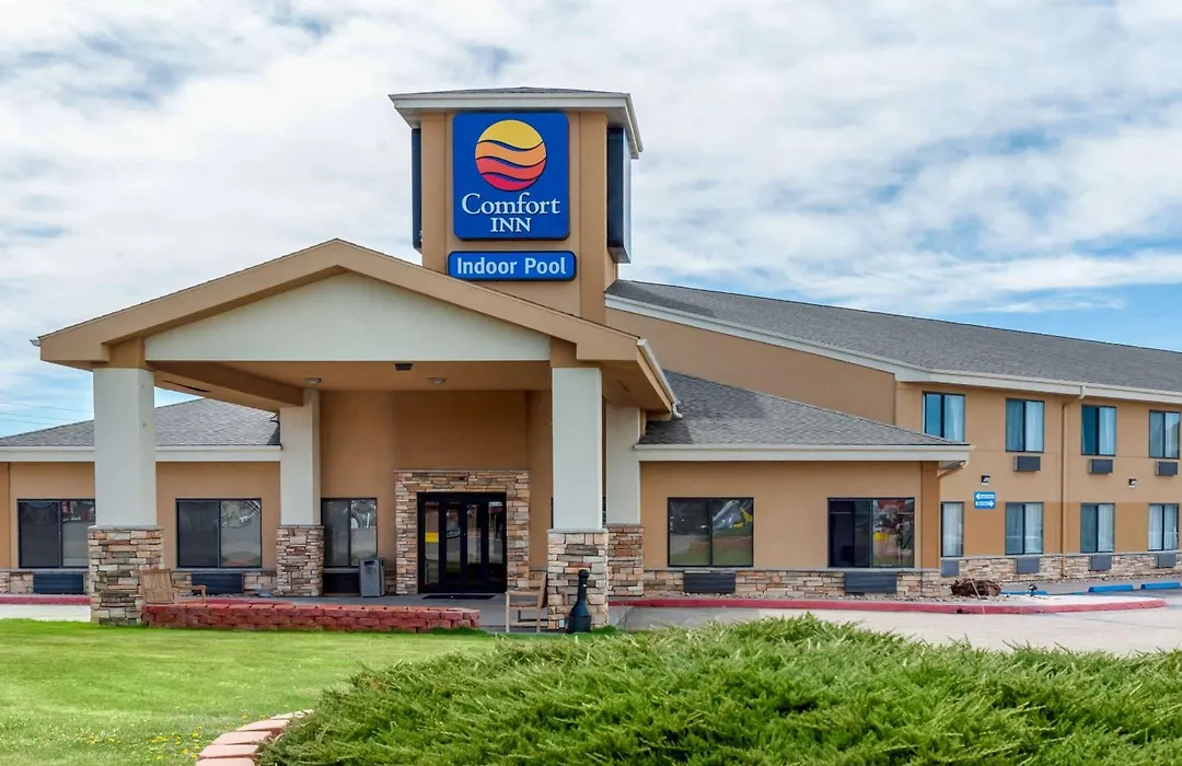 Comfort Inn Limon-1