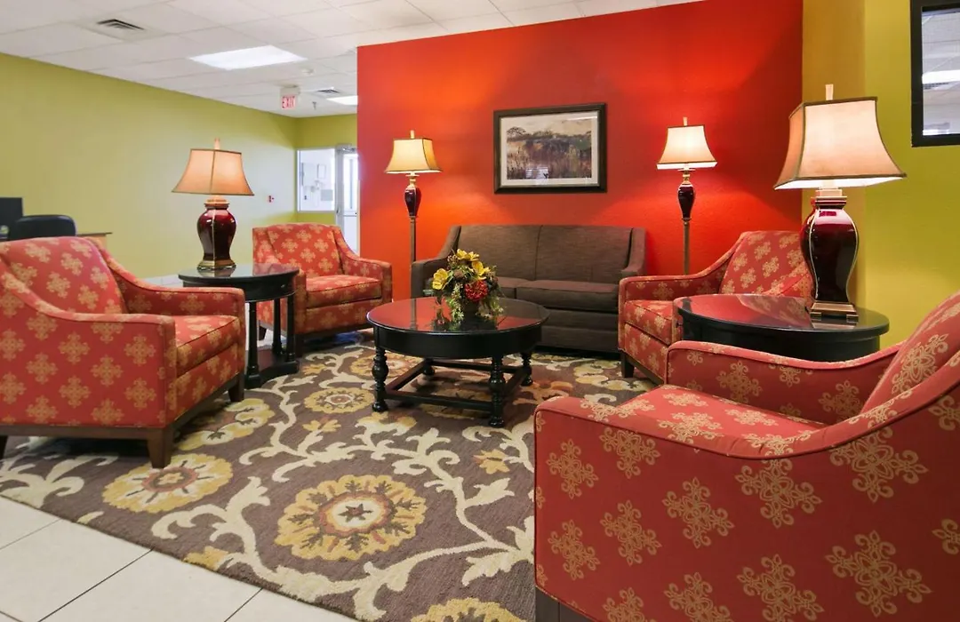 Baymont By Wyndham Huron Sd-1