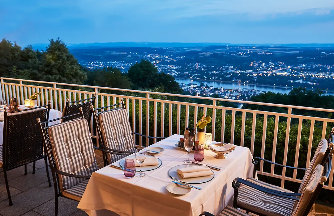 Steigenberger Grandhotel&Spa Petersberg-1