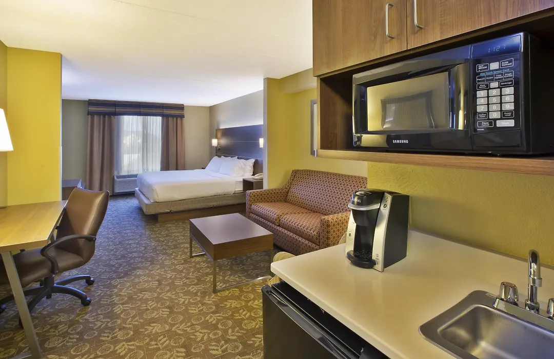 Holiday Inn Express Hotel & Suites Fort Wayne By Ihg-1