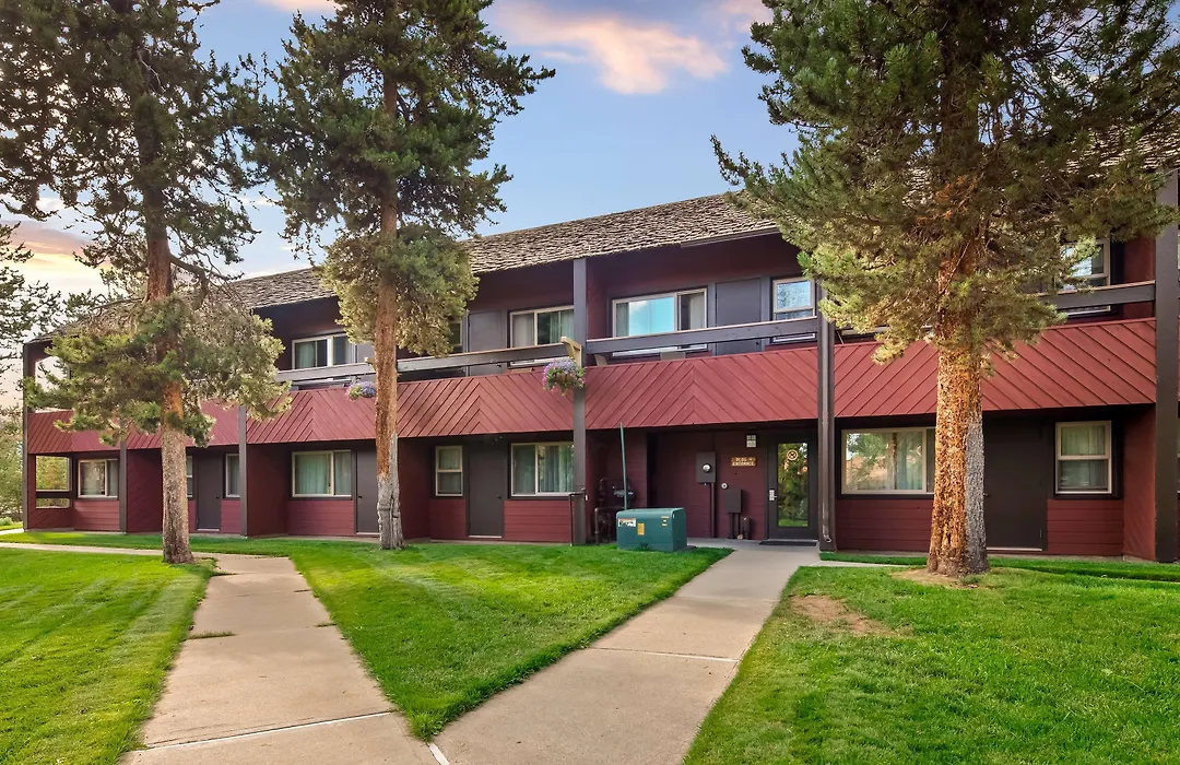 Best Western Ptarmigan Lodge-1