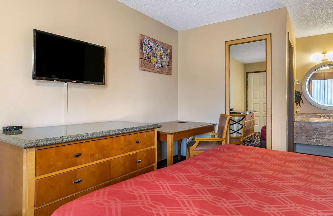 Econo Lodge Ellensburg Near University-1