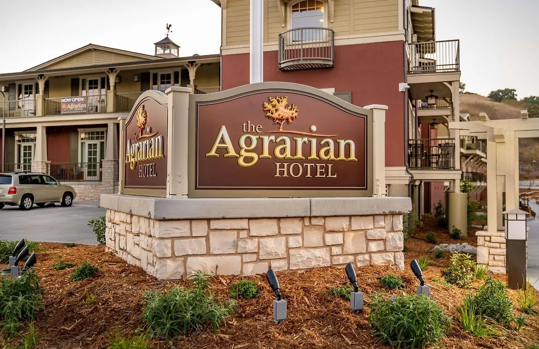 The Agrarian Hotel; Best Western Signature Collection-1