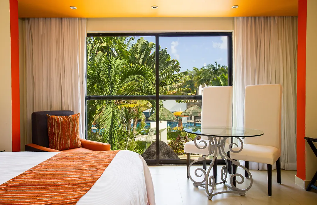 Sunscape Akumal Beach Resort & Spa-1