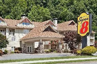 Super 8 By Wyndham Cherokee-1