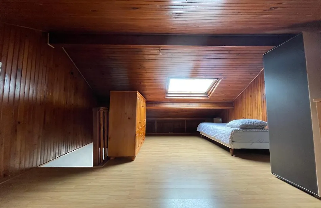 Agréable appartement dans une maison-1