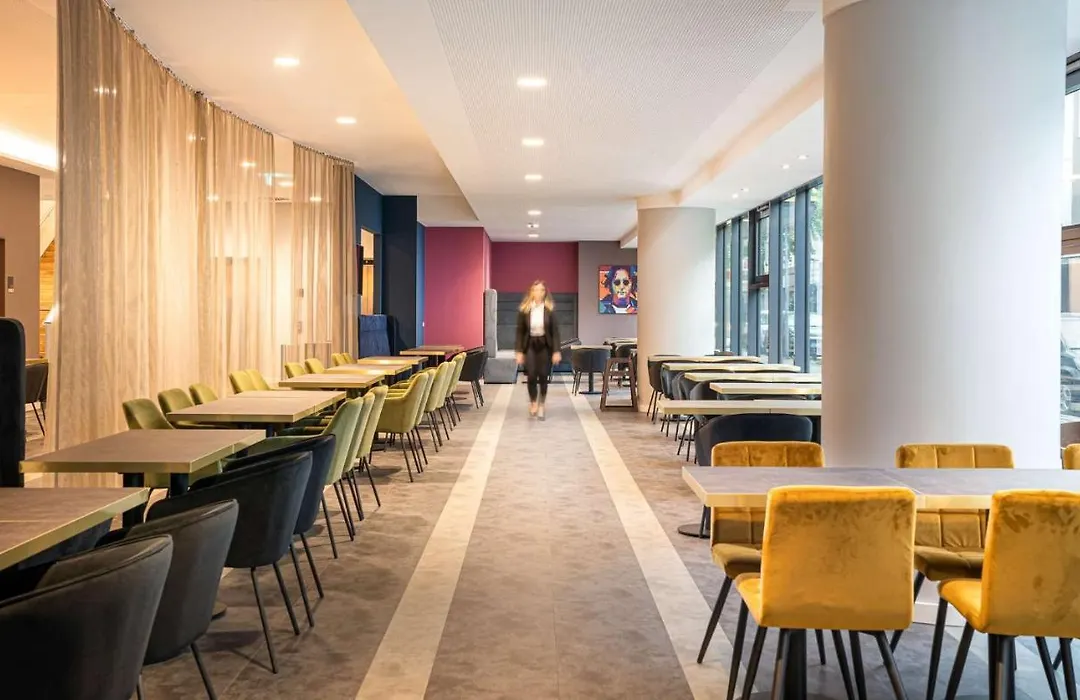 Elaya Hotel Oberhausen Ehemals Ana Living Oberhausen By Arthotel Ana-1